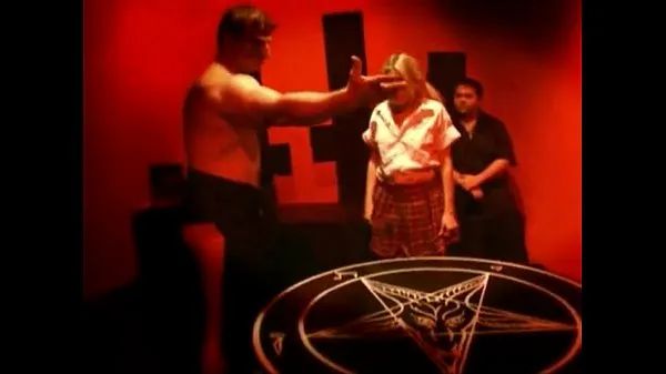 Filmes Clube do Sábado das Bruxas de Satanás populares