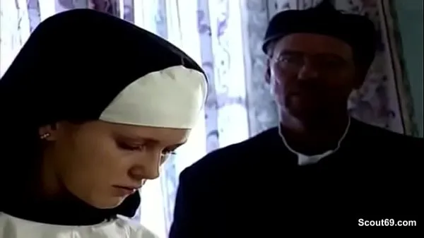 Films Même les nonnes ont besoin d'un coq au monastère Drive populaires