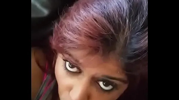 热门Desi Girlfrtiend Sucking in The Car电影