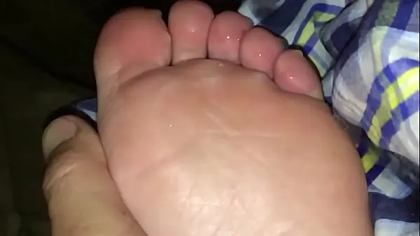 Kuumat Cum on wife’s hot soles drive -elokuvat