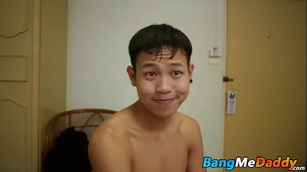 热门Young Asian twink rides cock bareback and makes cum电影