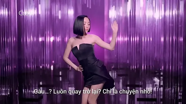 Films Chaude chanteuse vietnamienne annonçant une marque de shampoing Drive populaires