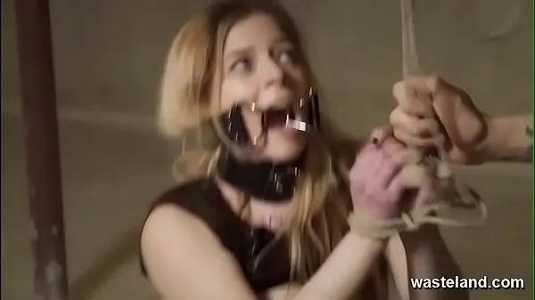 Films Nirvana fétiche orgasmique pour blonde en bondage Drive populaires