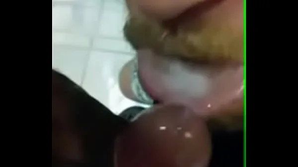 Žhavé filmy na disku old video of bj in work restroom