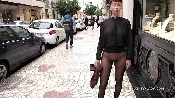 Films Pas de collants sans jupe en public Drive populaires