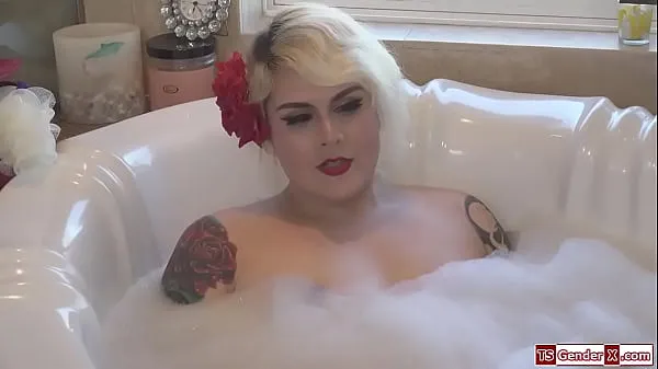Hot Trans stepmom Isabella Sorrenti anal fucks stepson köra filmer