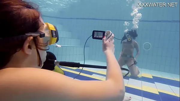 Populárne Adeline being filmed by a girl in the pool filmy na disku