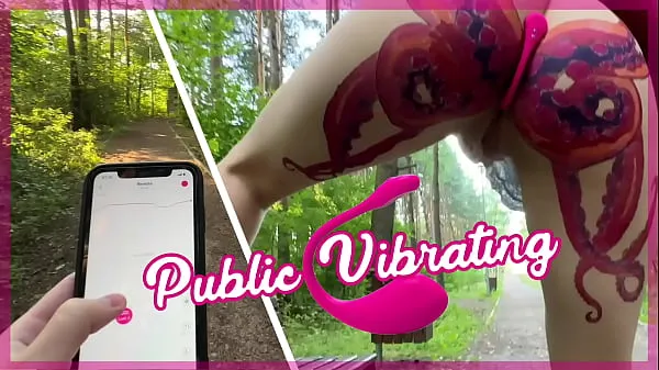 ہاٹ Stepbrother remotely turns on lovense lush vibrator in his stepsister's pussy to maximum in public park outside ڈرائیو موویز